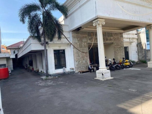 Rumah Sewa Di Area Menteng Cocok Untuk Resto Dan Cafe