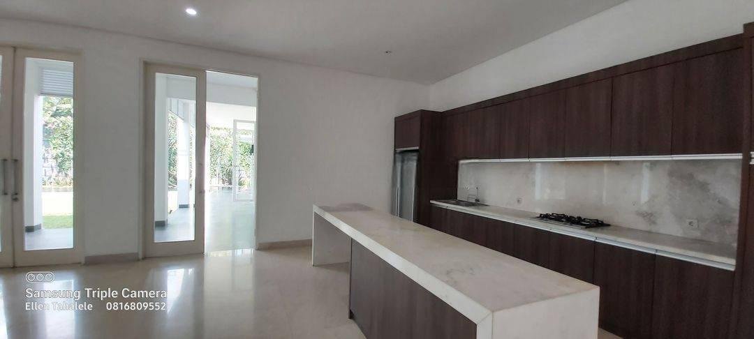 Luxury Villa in Cipete Close to MRT Cipete