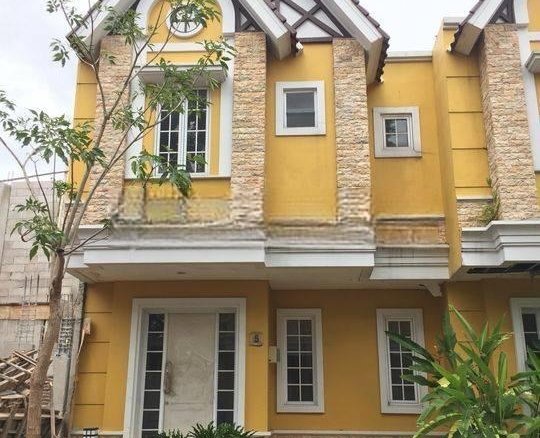 Rumah Mungil 2 Lantai Di Cluster Malibu Village 12 Rumah Mungil 2 Lantai Di Cluster Malibu Village Rumah Mungil 2 Lantai Di Cluster Malibu Village