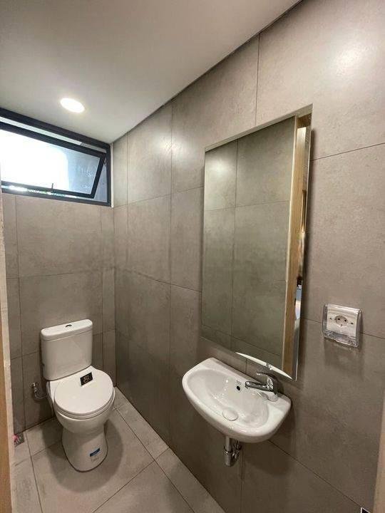 Rumah di BSD dekat dengan akses tol dan jalan lebar