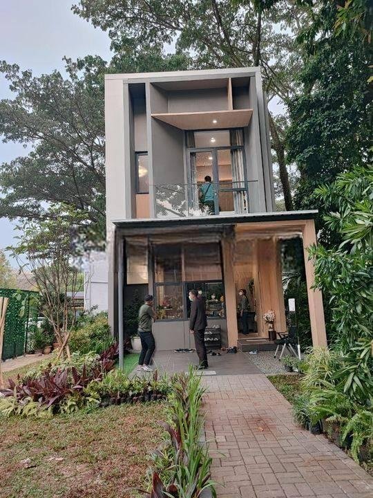 Rumah di BSD dekat dengan akses tol dan jalan lebar