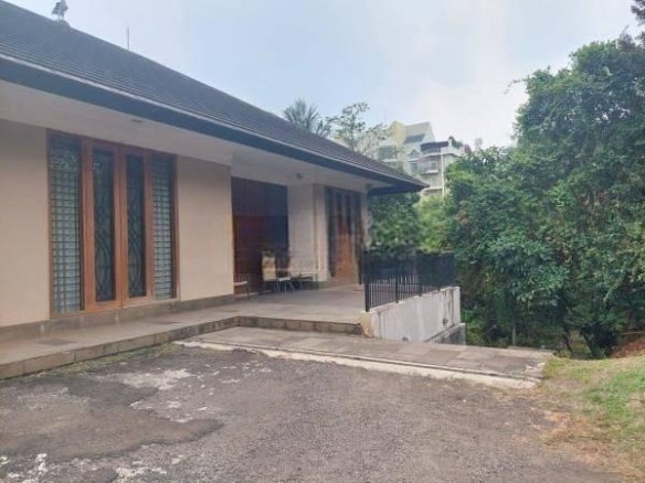 RUMAH LUAS BANGUNAN 2 LANTAI LENGKAP DENGAN KOLAM RENANG LOKASI PONDOK LABU 2 RUMAH LUAS BANGUNAN 2 LANTAI LENGKAP DENGAN KOLAM RENANG LOKASI PONDOK LABU RUMAH LUAS BANGUNAN 2 LANTAI LENGKAP DENGAN KOLAM RENANG LOKASI PONDOK LABU