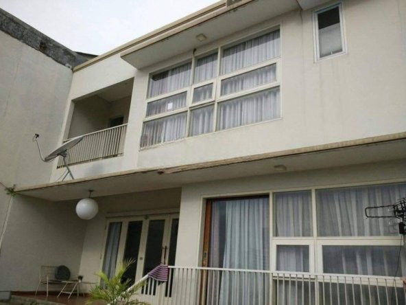 Rumah bagus siap huni dalam townhouse di Lebak Bulus