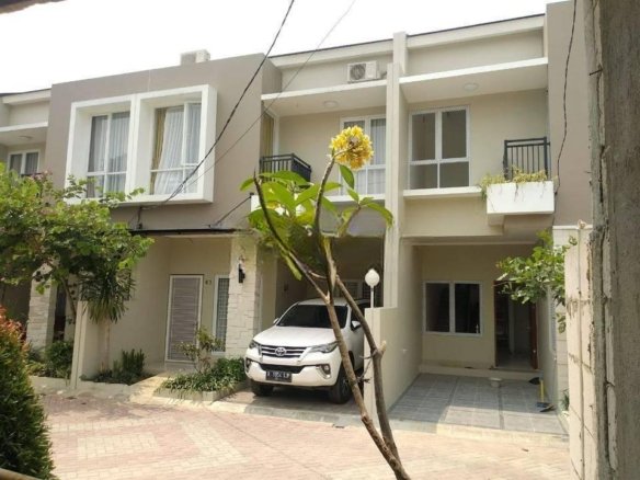 Rumah 2 Lantai Full Furnished Kpr 0 Di Town House Tenang Bebas Banjir 10 Rumah 2 Lantai Full Furnished Kpr 0 Di Town House Tenang Bebas Banjir Rumah 2 Lantai Full Furnished Kpr 0 Di Town House Tenang Bebas Banjir