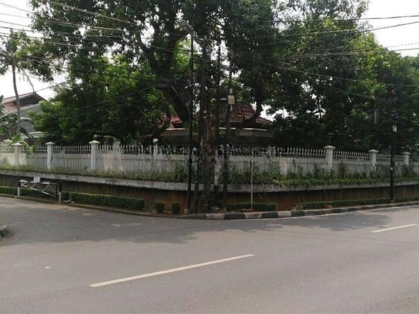 Rumah Asri Dilokasi Prima di Lebak Bulus.