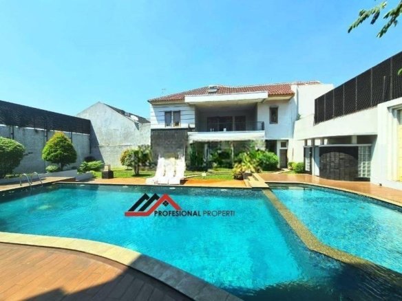 Rumah Dengan Taman Luas Lokasi Strategis Di Cipete 20 Rumah Dengan Taman Luas Lokasi Strategis Di Cipete Rumah Dengan Taman Luas Lokasi Strategis Di Cipete