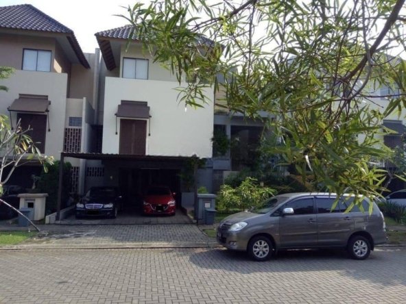 Dijual Rumah De Park Heliconia Bsd Semi Furnish dekat dengan Grand lucky